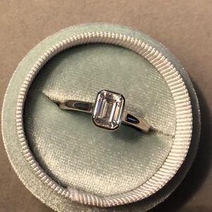 Berricle Bezel Emerald Cut 1 Carat CZ Ring Size 9